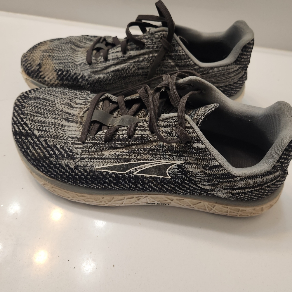 Altra escalante 2 running shoes euro 40